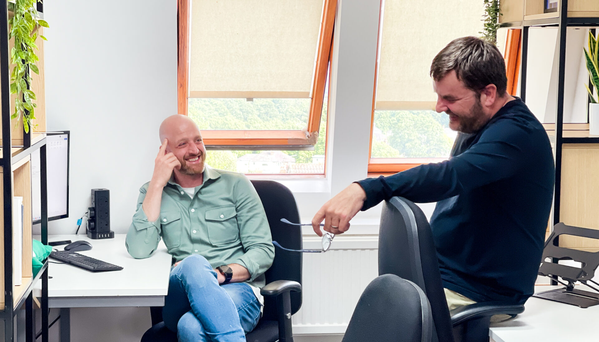 Fast-Tracking 3500+ Workloads to Azure VMware with Zero Downtime