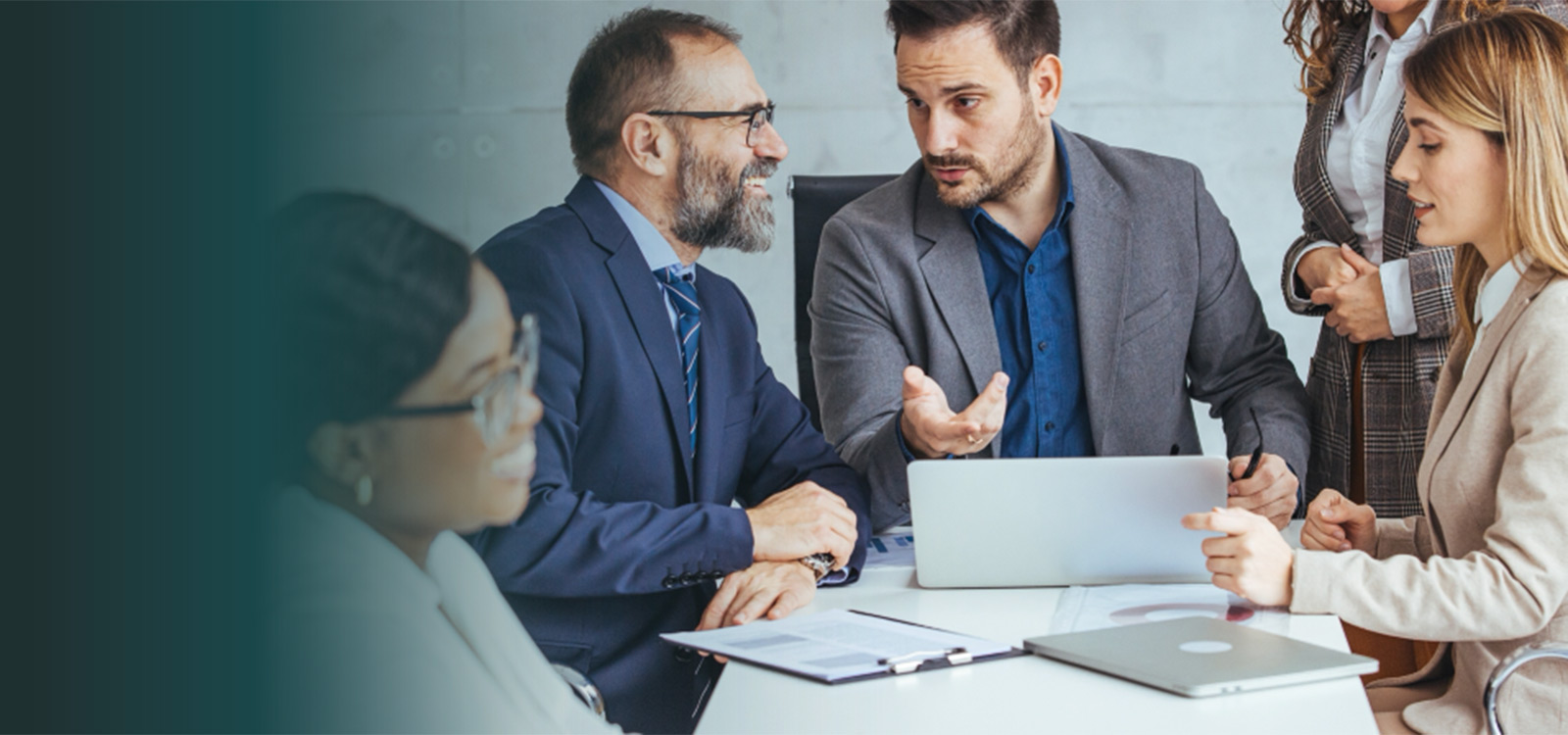 Stuck with Rising VMware costs or Overwhelmed by Migration Risks?