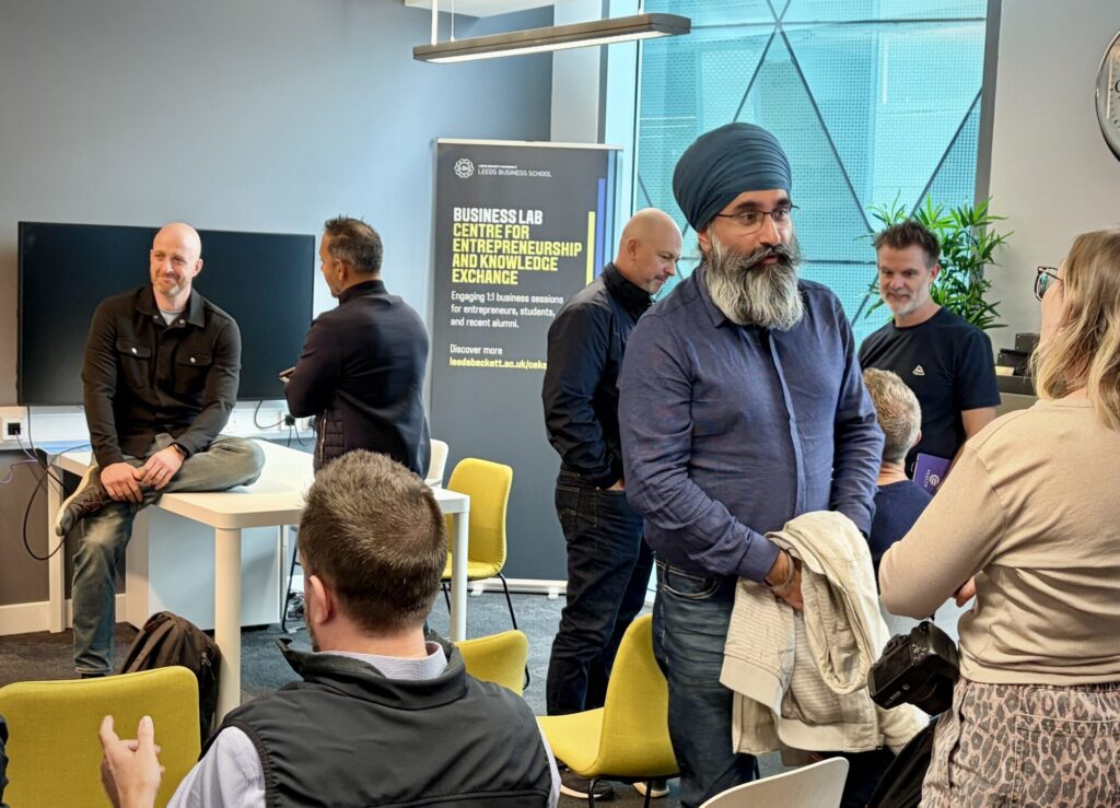 Shaun Walsh, leading an Ai Adoption talk at Leeds Beckett University. Post-event conversation. Part of Leeds Digital Festival.